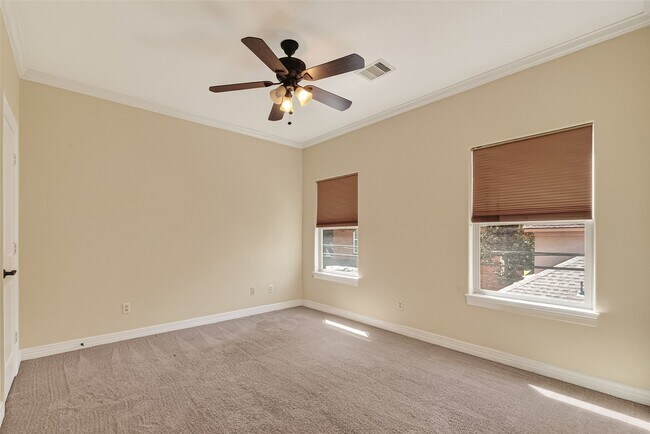 Building Photo - 5319 Fayette St