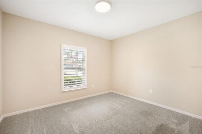 Building Photo - 13330 Palmera Vista Dr