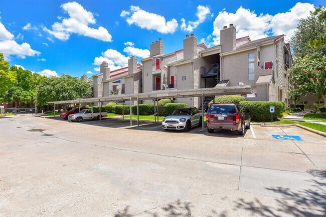 Primary Photo - 10855 Meadowglen Ln