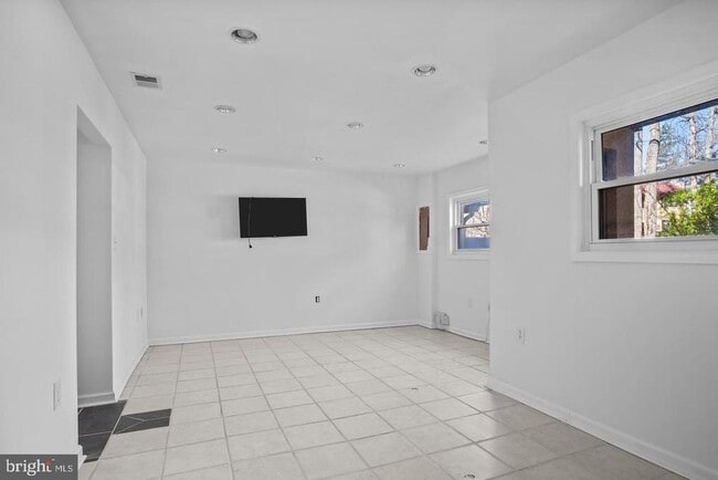 Building Photo - 2394 Cloudcroft Square