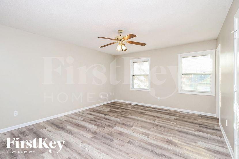 Building Photo - 1912 NW 62nd Terrace