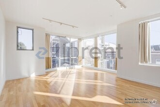 Building Photo - 380 14th St
