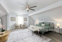 Building Photo - 110 E Craig Pl