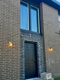 Building Photo - 1903 N Youngs Blvd