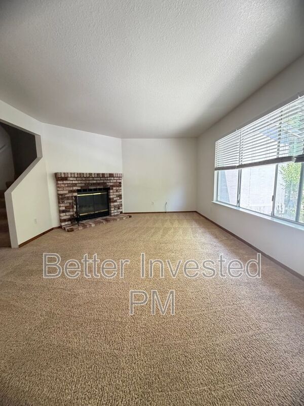 Building Photo - 7720 Bodega Ave