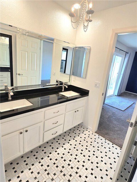 Building Photo - 74404 Pinon Dr