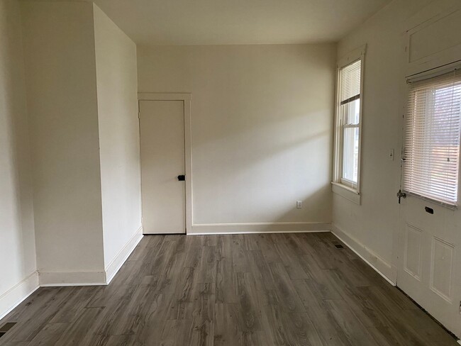 Building Photo - 1 bedroom, 1 bathroom in Millersville