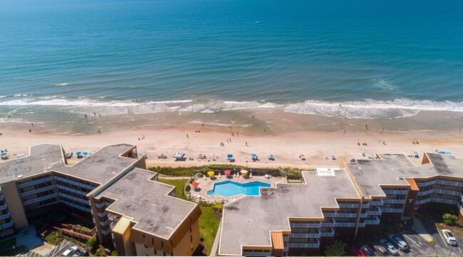Building Photo - FURNISHED OFF-SEASON OCEANFRONT MONTHLY RENTAL