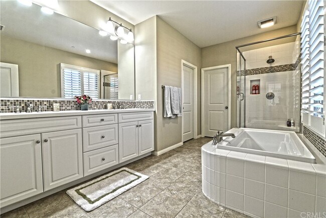 Building Photo - 51 Lupari-