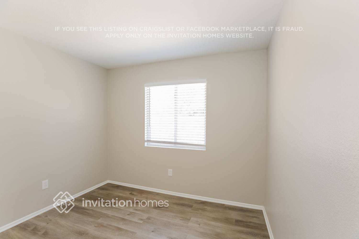 Building Photo - 4038 E Alta Mesa Ave