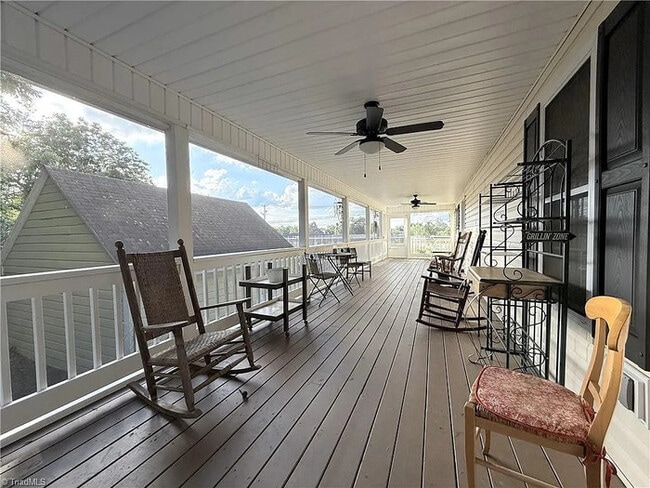 Building Photo - Earn Wealth While Leasing - Like a Homeowner - Lease to Own