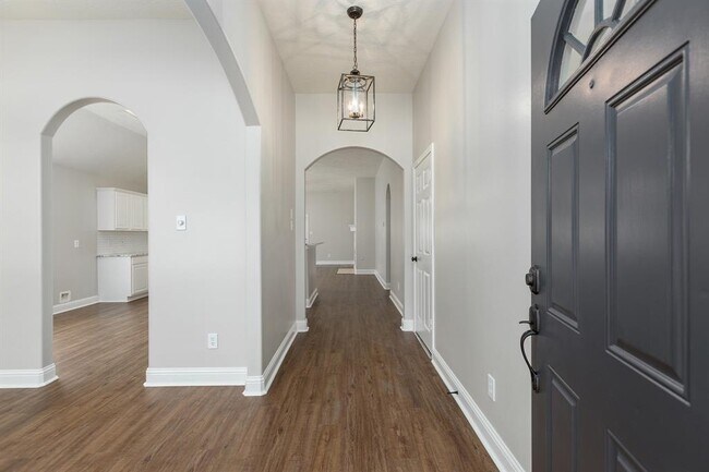 Building Photo - 7023 Atasca Creek Dr