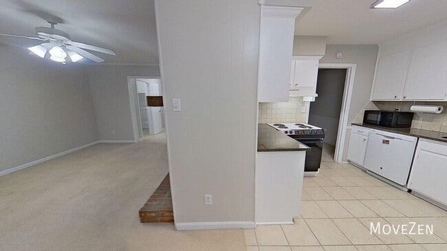 Building Photo - 6733 Constitution Ln