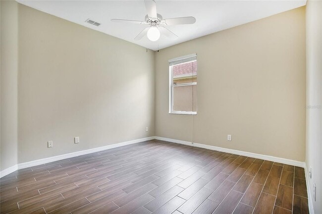 Building Photo - 107 Walton Heath Dr
