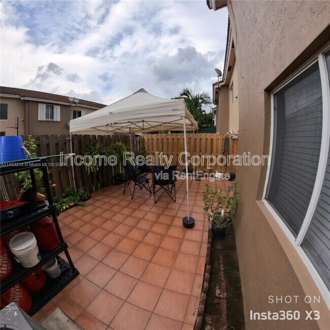 Building Photo - 13165 SW 64th Terrace