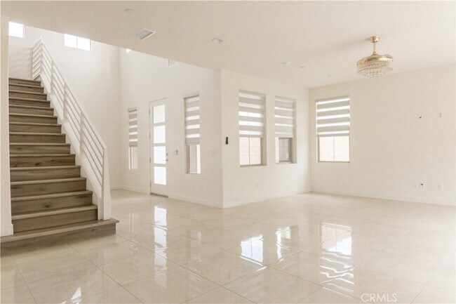 Building Photo - 35963 Bertain Dr