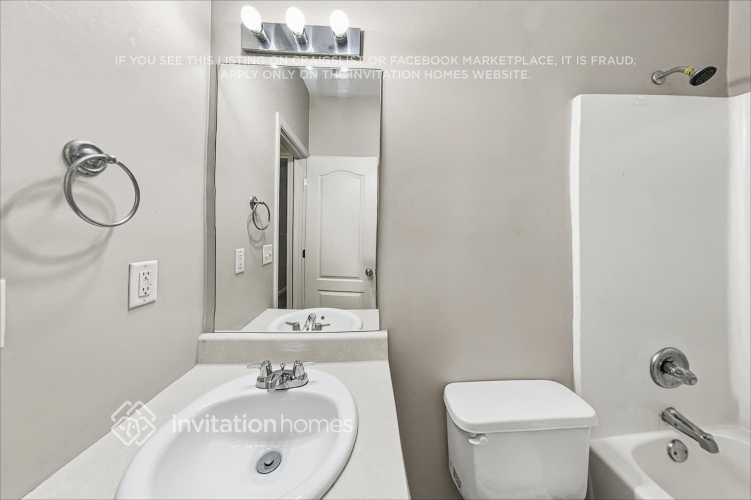 Building Photo - 229 Meadow Point