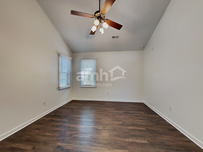 Building Photo - 8600 Morgan Run Ct