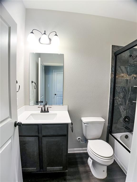 Building Photo - 308 S Brook Dr