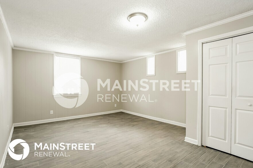 Building Photo - 35 Willow Ln NW