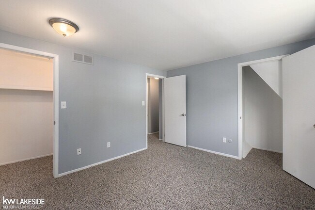 Building Photo - 37334 Matthew Ct