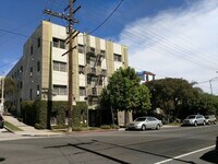 Building Photo - 3429 Bellevue Ave