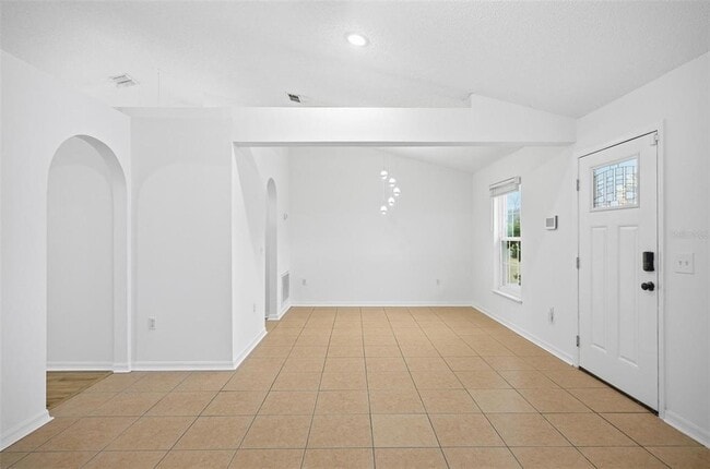 Building Photo - 38 Bud Field Dr