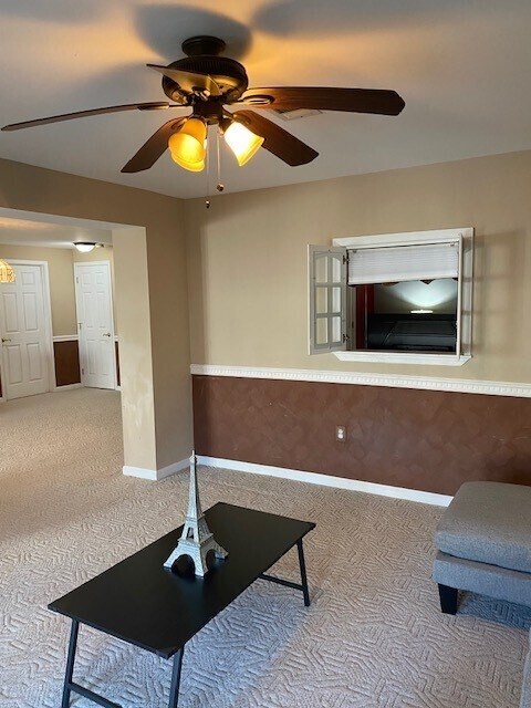 Building Photo - 46416 Springwood Ct