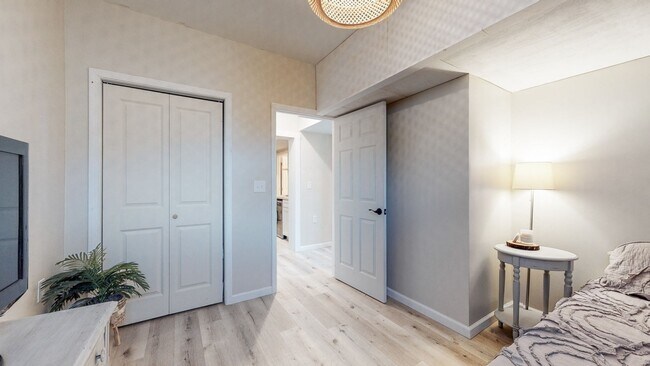 Building Photo - Stunning home situated on over 1 acre in North Thompson’s Station!