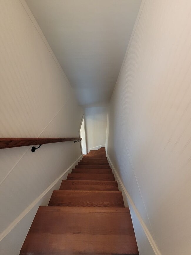 Building Photo - Newly renovated 2 Bedroom Townhome Gordonville