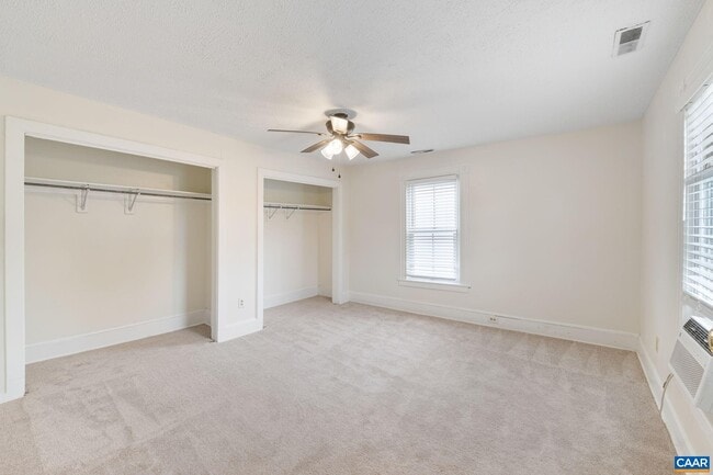 Building Photo - 800 Anderson St