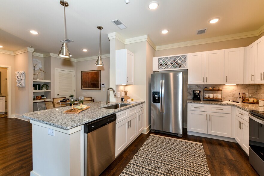 Somerset Apartments 1245 Towne Centre Village Dr Mcdonough GA 30253