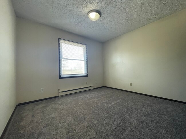 Building Photo - 407 Parker St