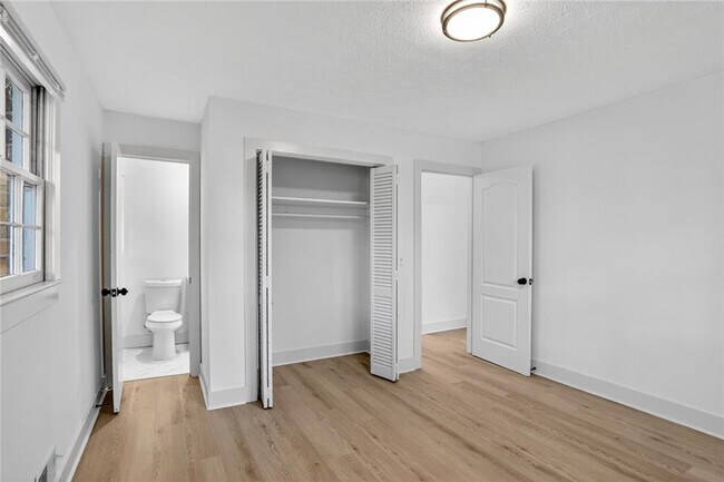 Building Photo - 2289 Addison Rd NE