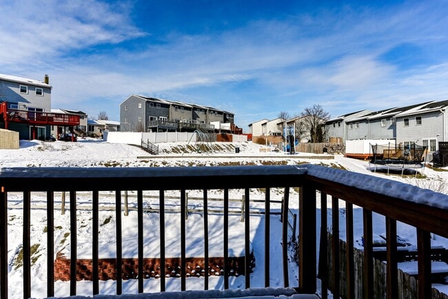 Building Photo - 3 Bedroom 1.5 bath home in Etters
