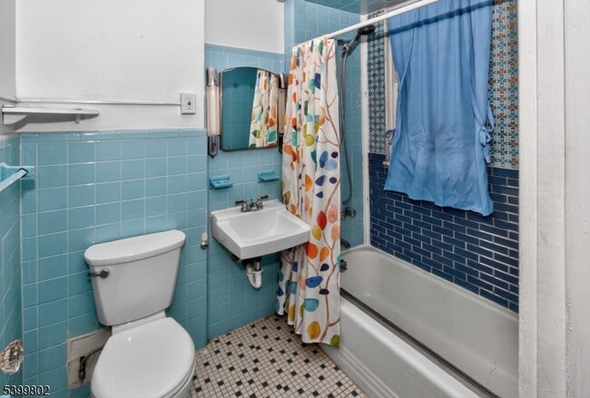 Building Photo - 202 N 17th St