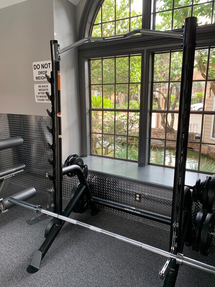 Building Photo - 2300 Old Spanish Trl