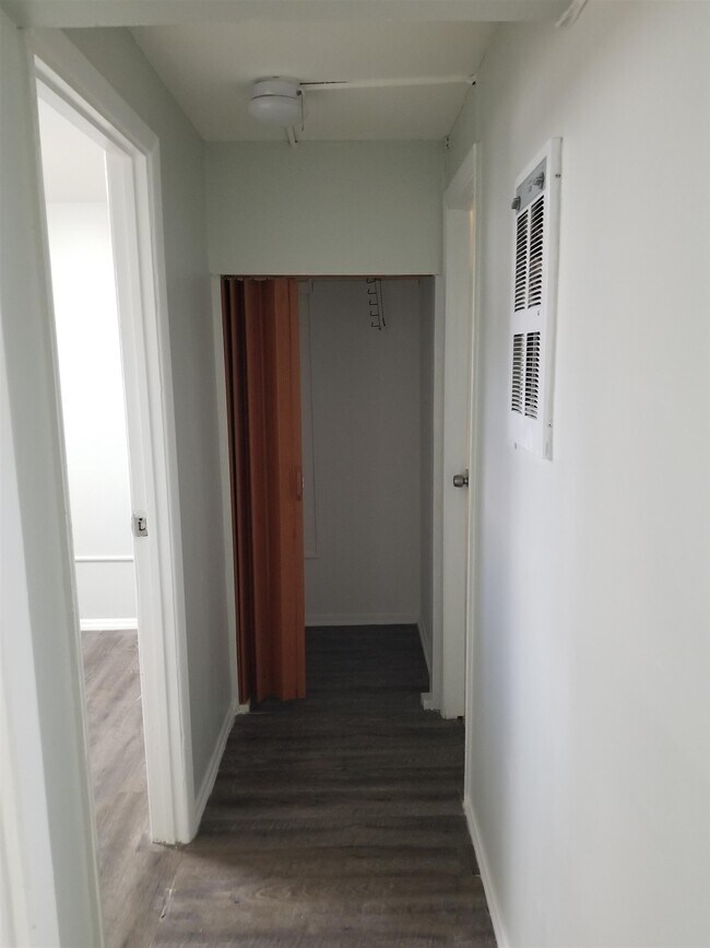 Building Photo - 38 Fisk St