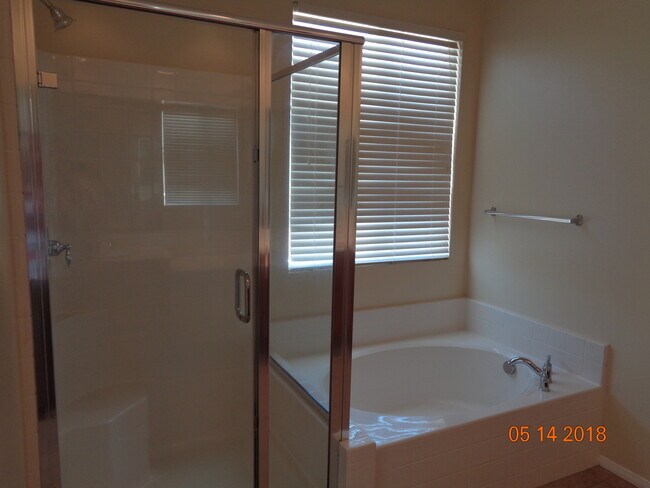 Building Photo - Beautiful West Lancaster 2 Story Offering 3209 sq. ft.