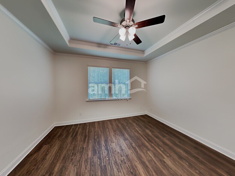 Building Photo - 437 Tributary Ln