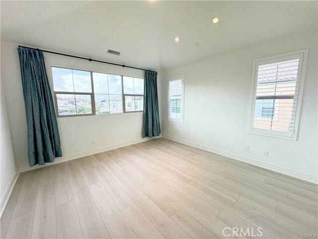 Building Photo - 148 Sabbia
