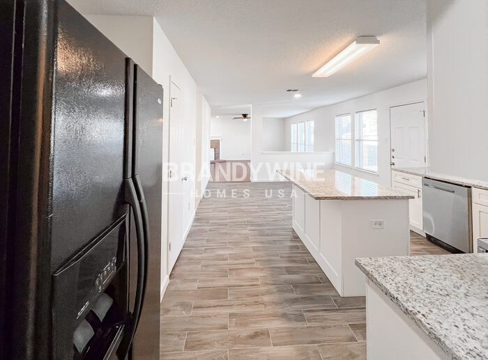 Building Photo - 1343 Prairie Dr