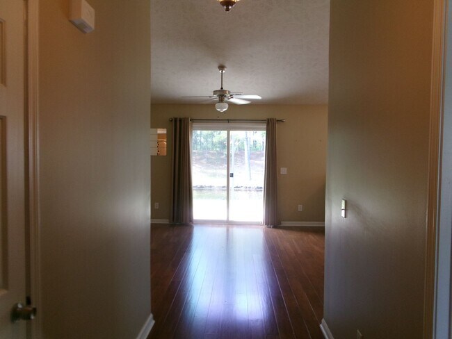 Building Photo - 4659 E Walkerton Rd