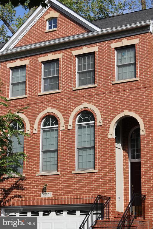 Building Photo - 10551 Tuckerman Heights Cir