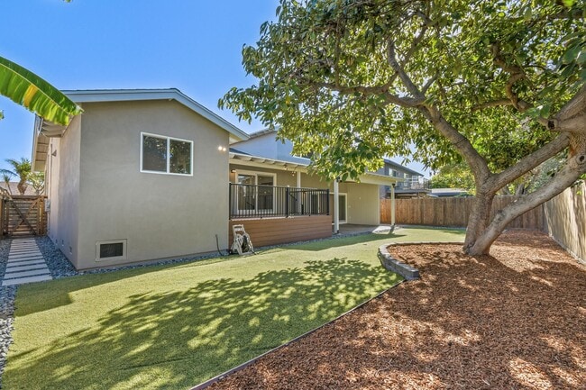 Building Photo - Freshly Remodeled Home Near Lake Murray & Mission Trails