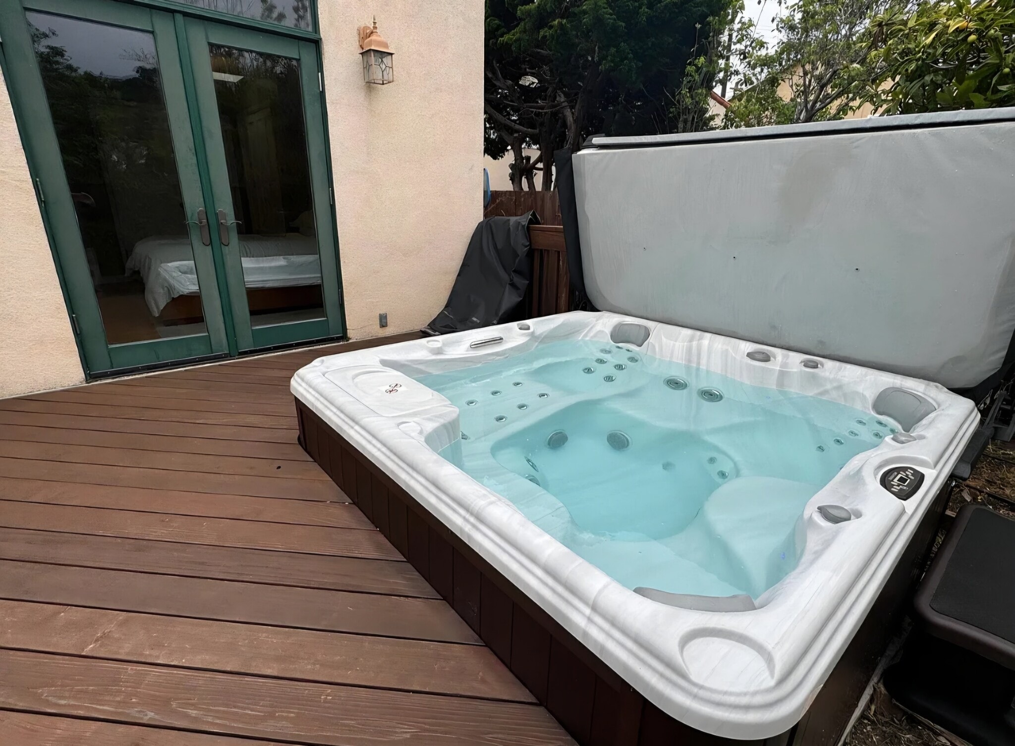 Building Photo - 6746 Cutting Blvd