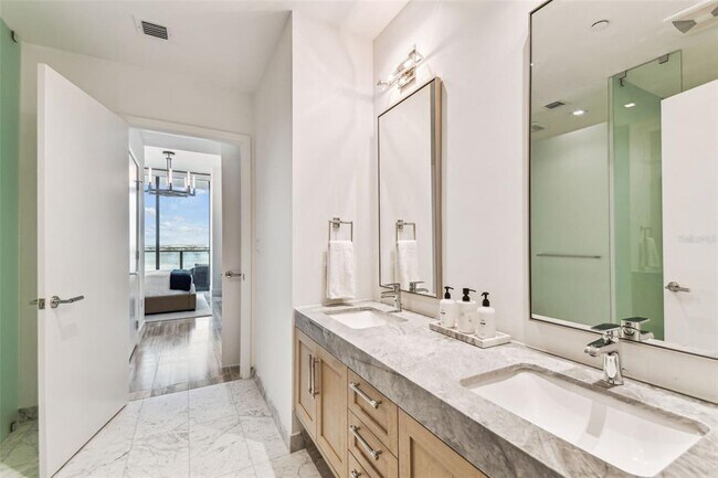 Building Photo - 3101 Bayshore Blvd