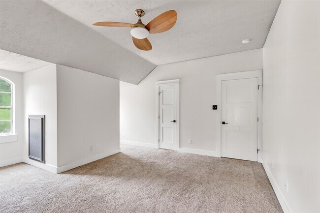 Building Photo - 5010 Cottage Glen Ct