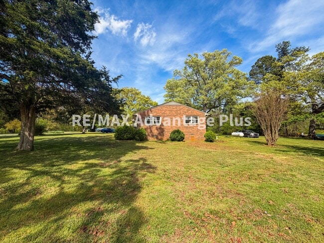 Building Photo - Charming 3-Bedroom Home in Keysville