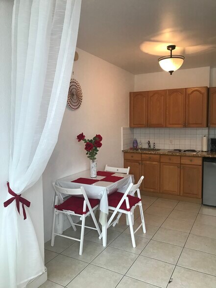 Building Photo - 4040 Galt Ocean Dr